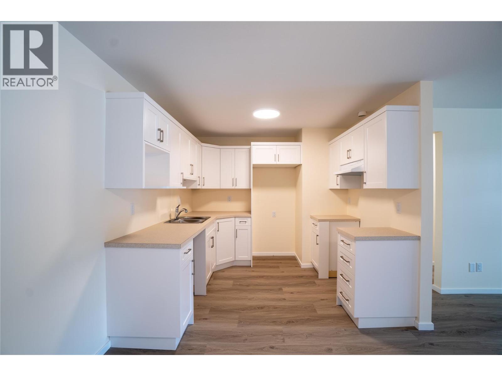 183 Maple Street Unit# 102, Penticton