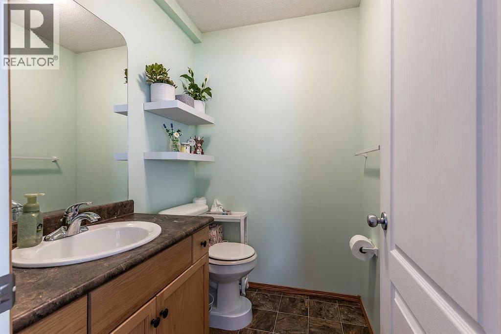 #1 115 3 Street NE - 19