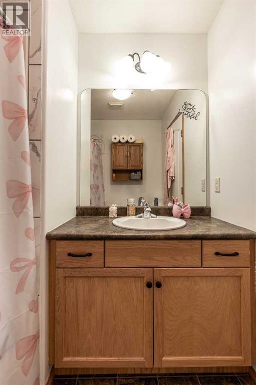 #1 115 3 Street NE - 23