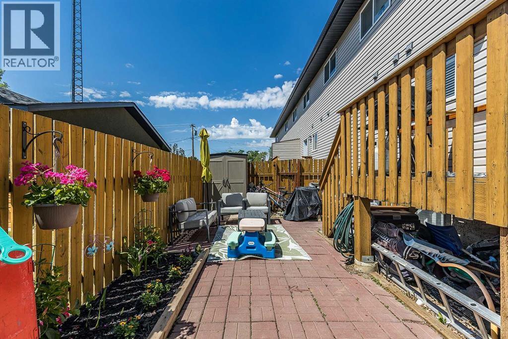#1 115 3 Street NE - 40