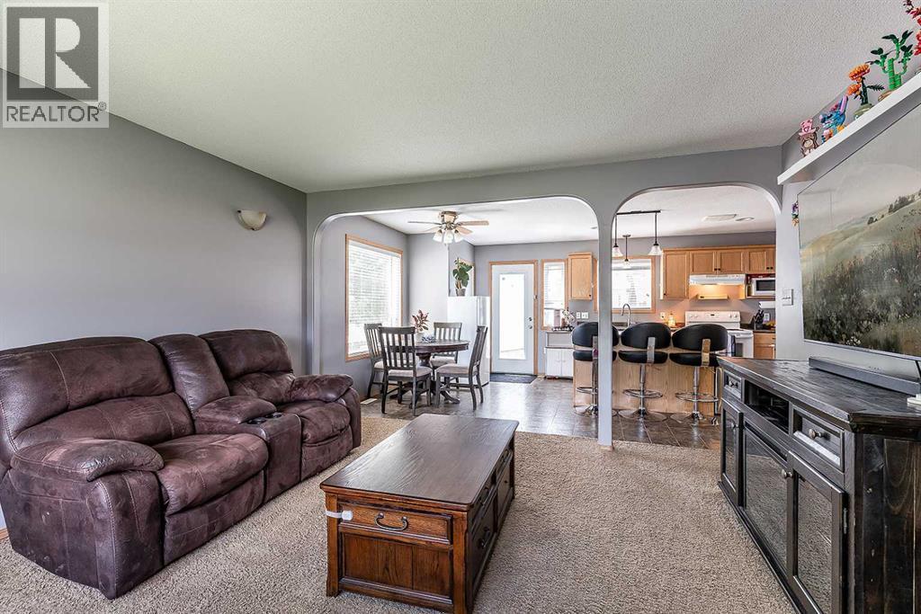 #1 115 3 Street NE - 6