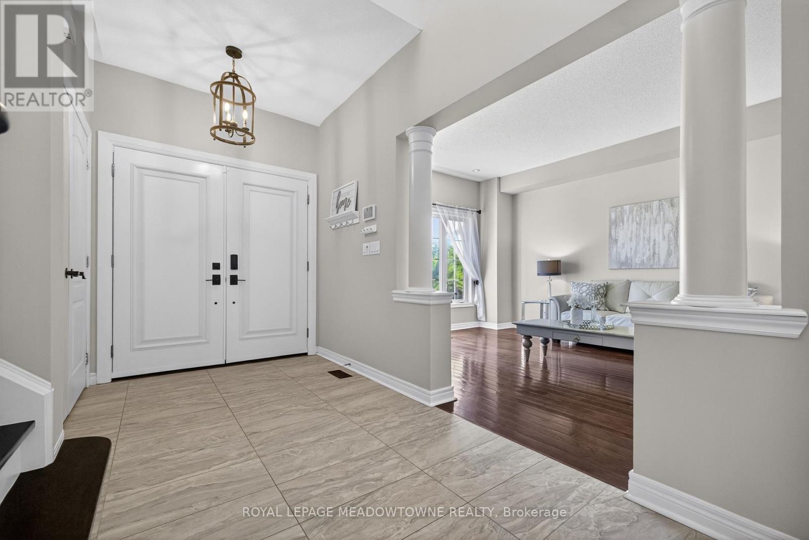 26 CALLAGHAN CRESCENT - 8