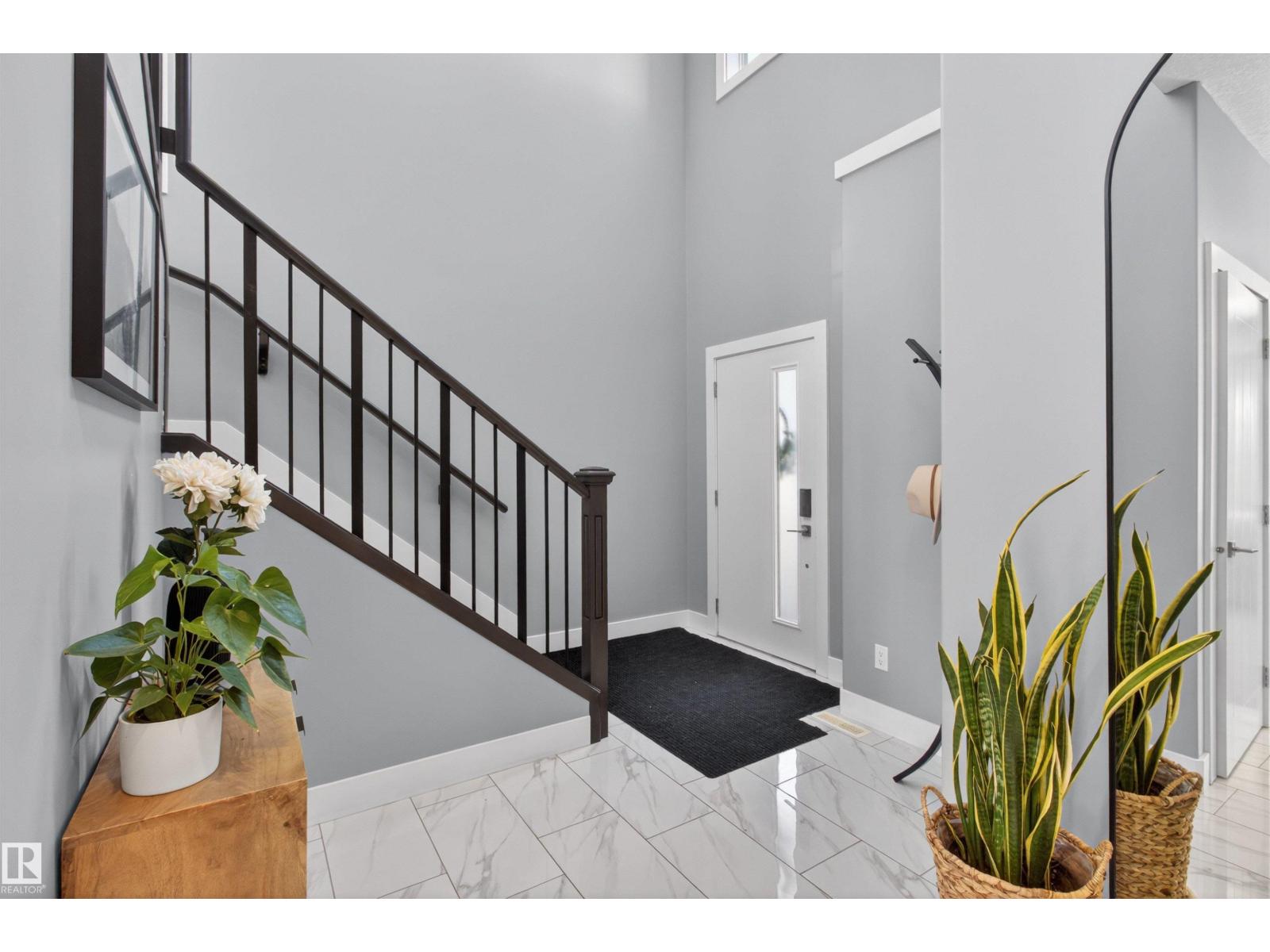 457 MEADOWVIEW DR - 7