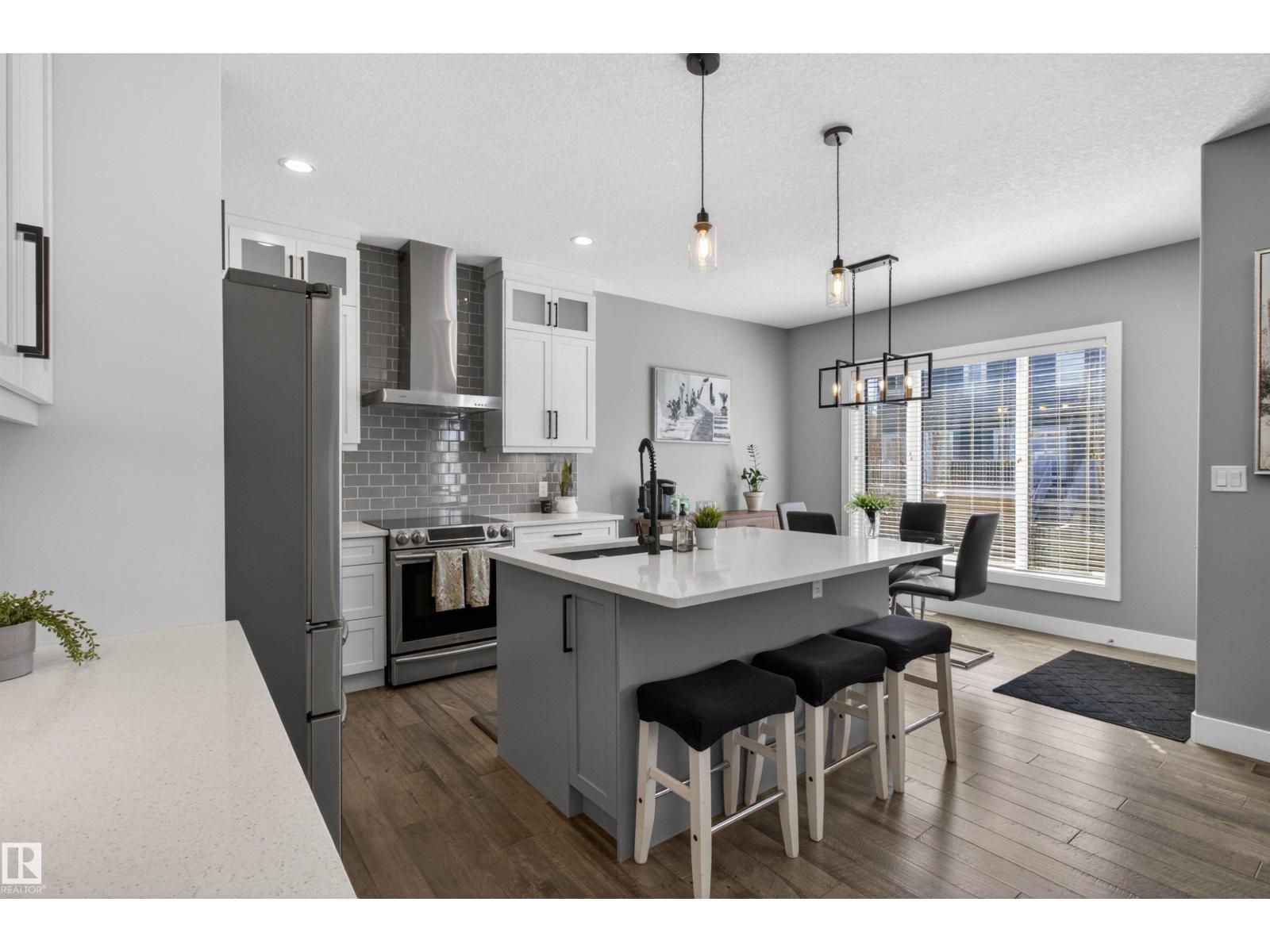 457 MEADOWVIEW DR - 10