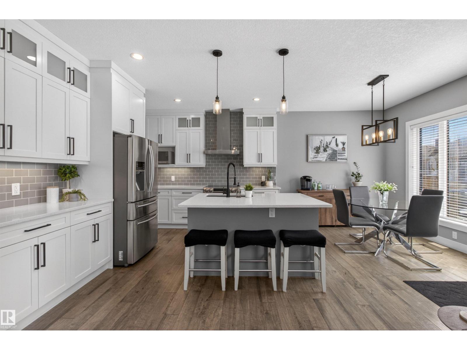 457 MEADOWVIEW DR - 11