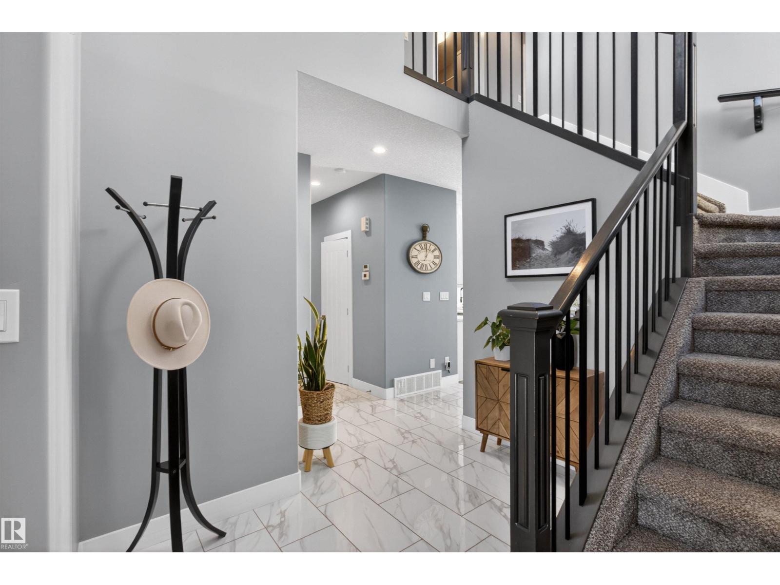 457 MEADOWVIEW DR - 8