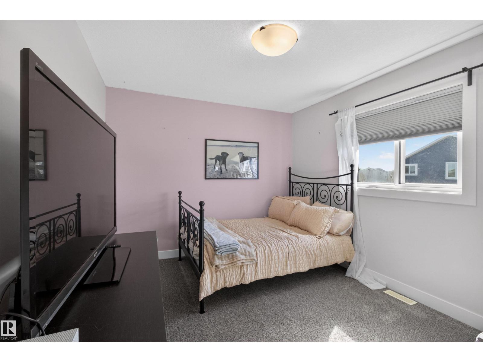 457 MEADOWVIEW DR - 37