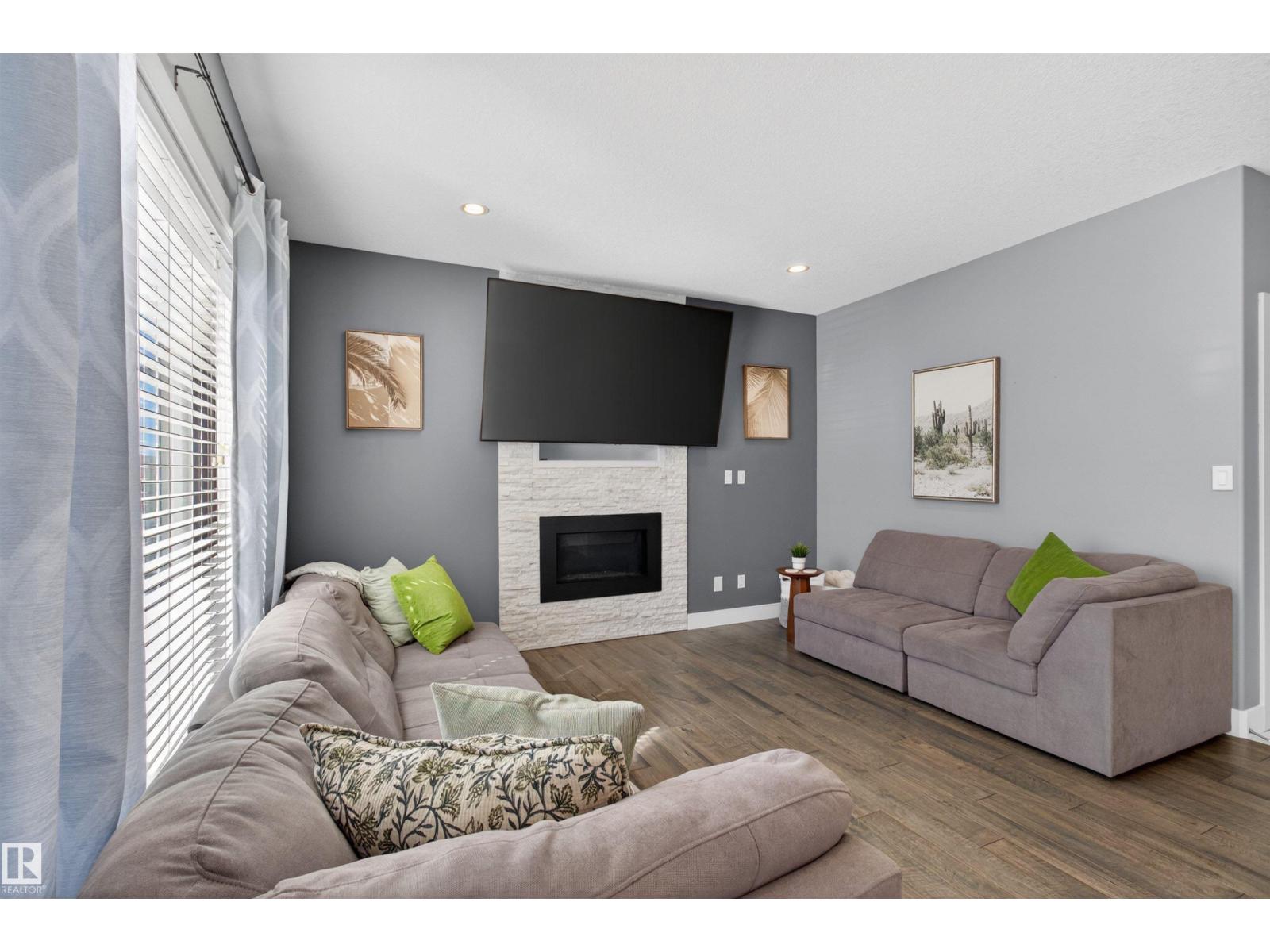 457 MEADOWVIEW DR - 21