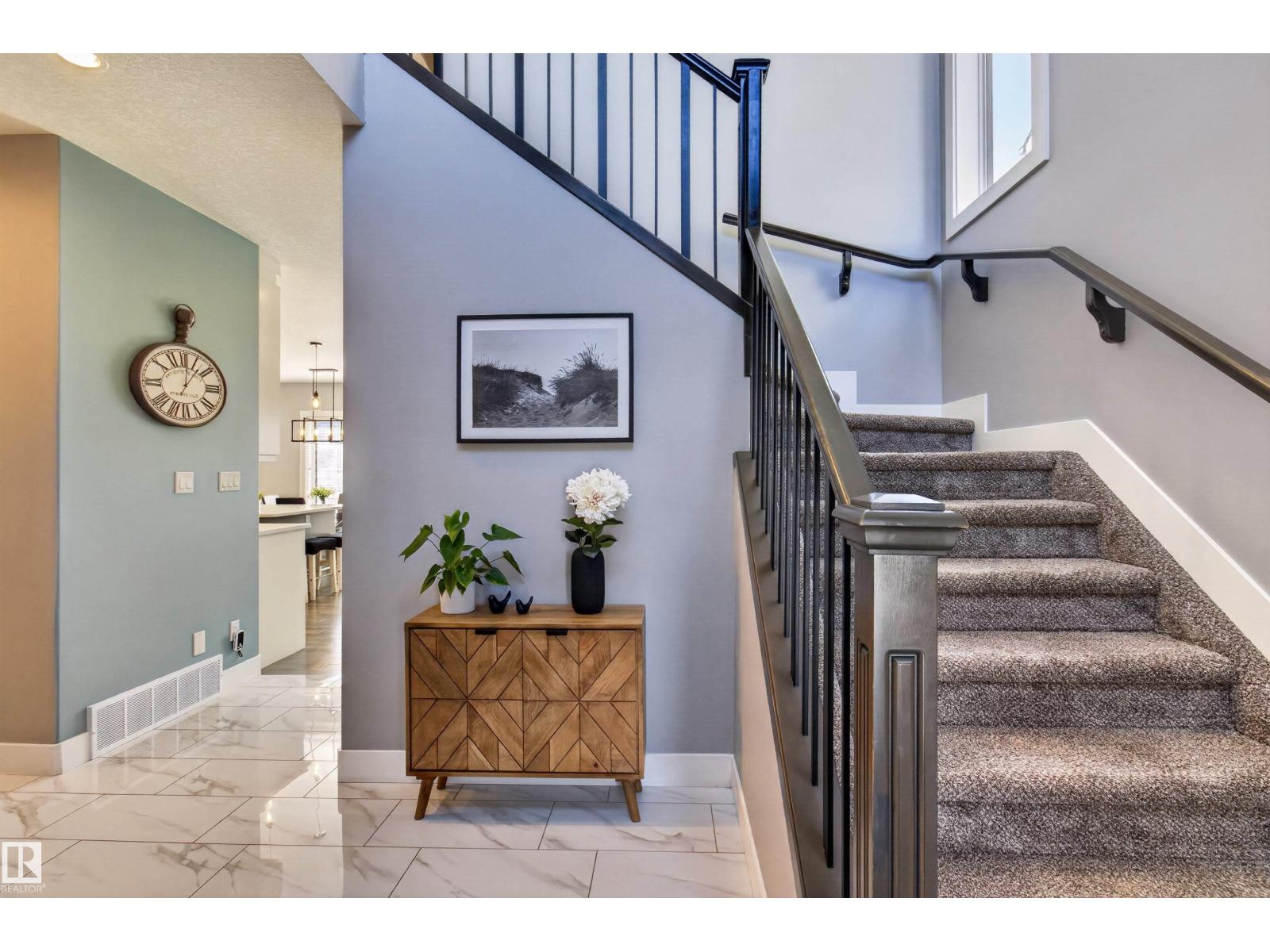 457 MEADOWVIEW DR - 9