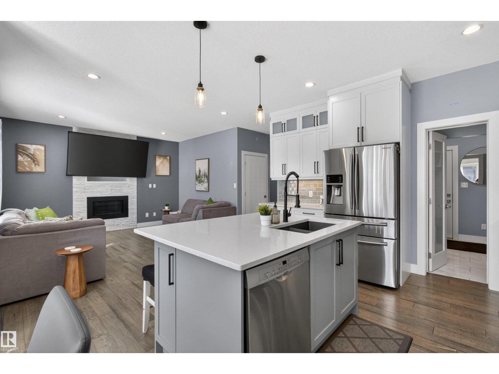 457 MEADOWVIEW DR - 15