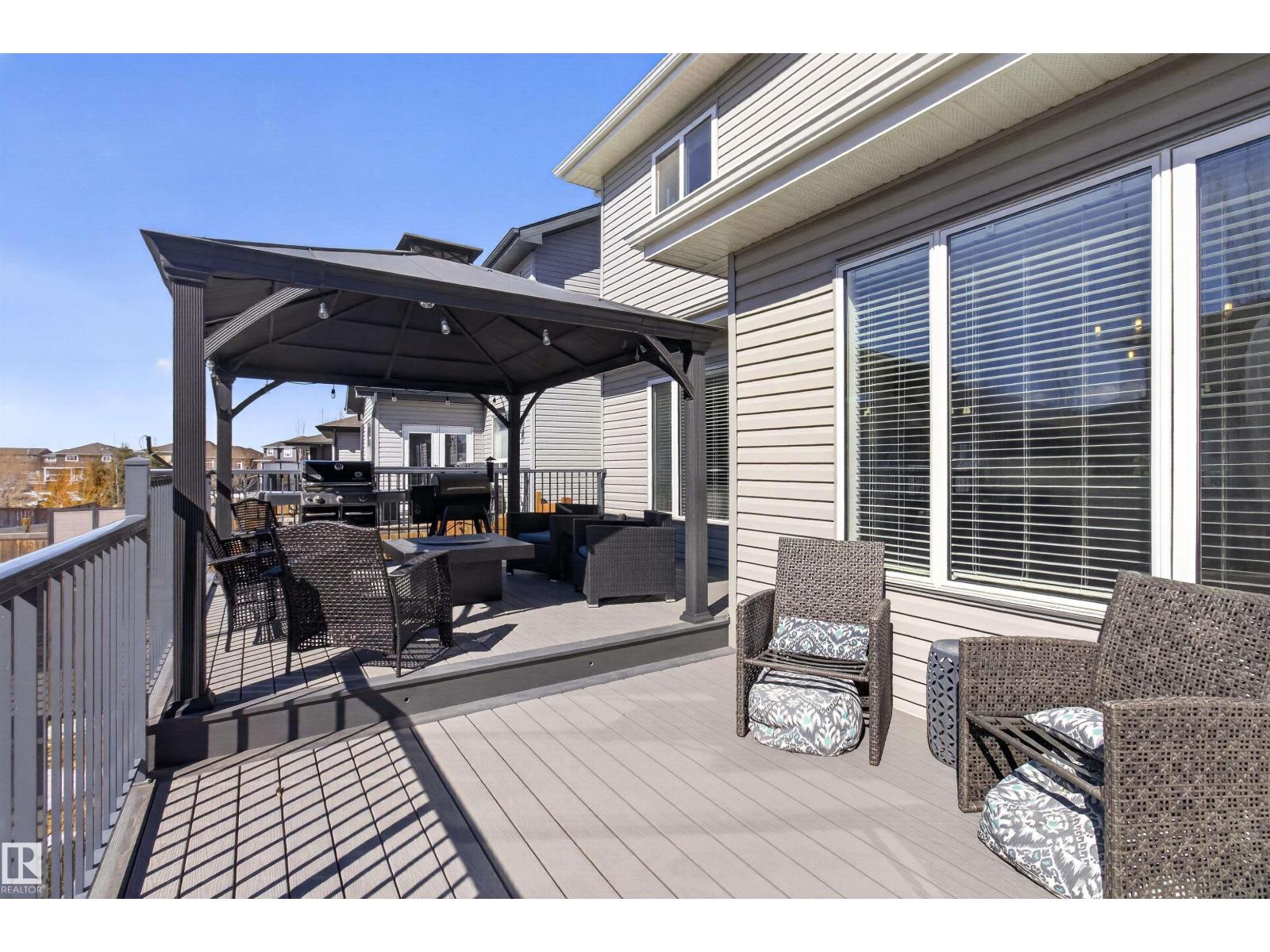 457 MEADOWVIEW DR - 43