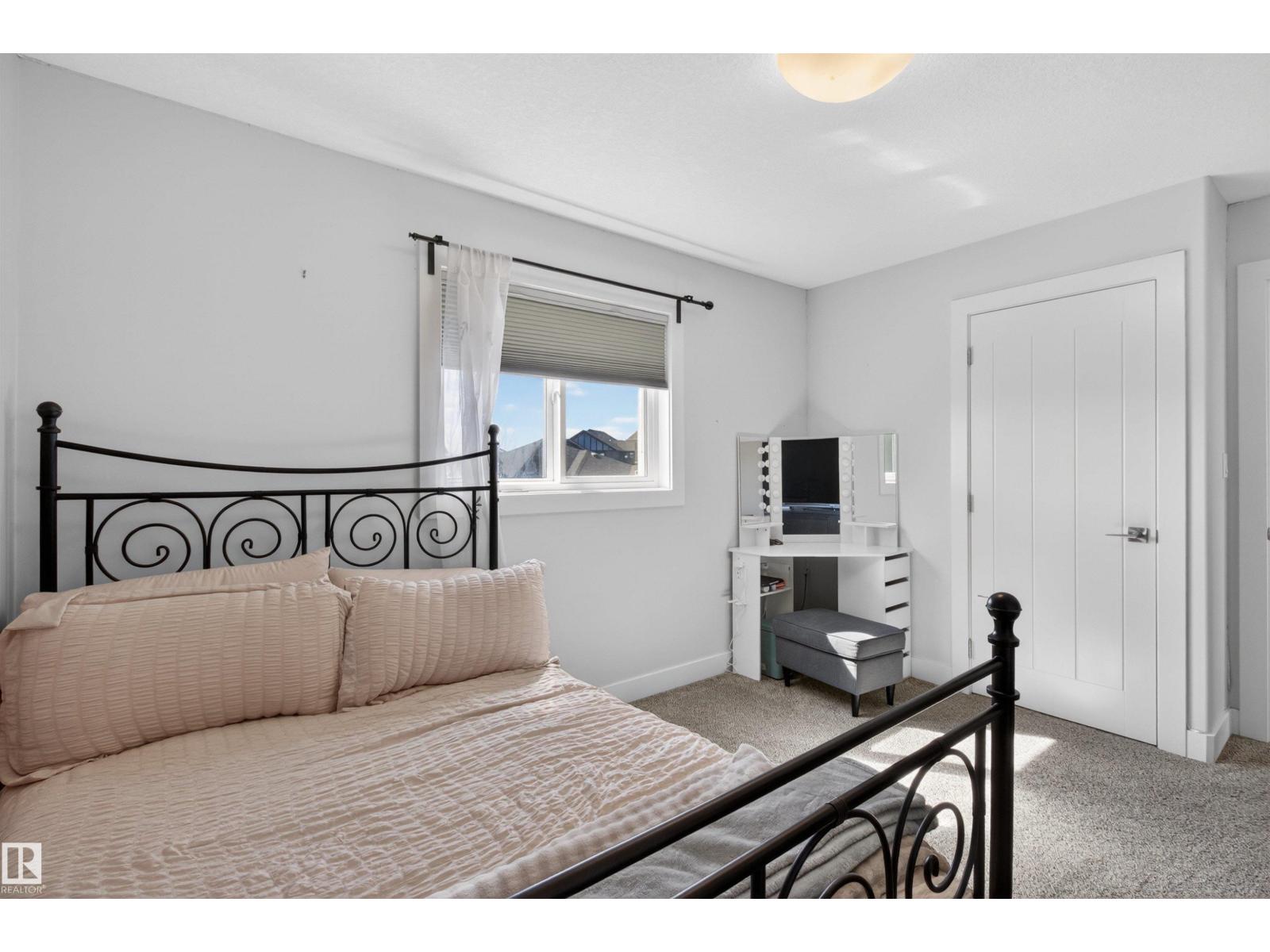 457 MEADOWVIEW DR - 38