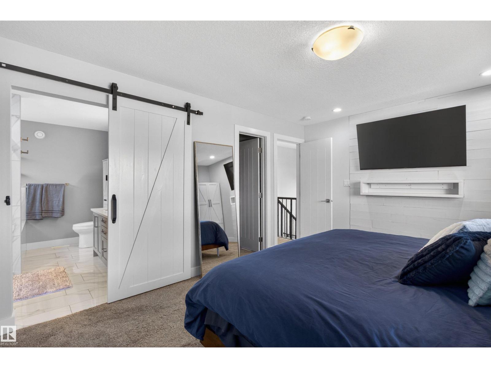457 MEADOWVIEW DR - 34