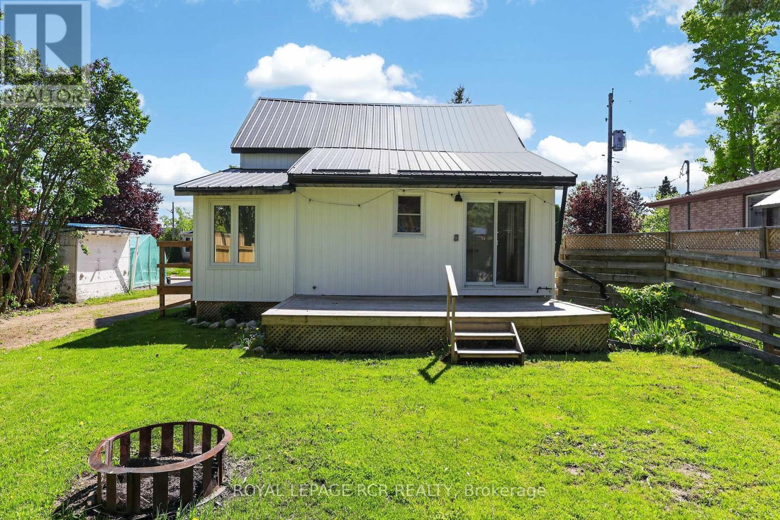 170 YOUNG STREET - 31