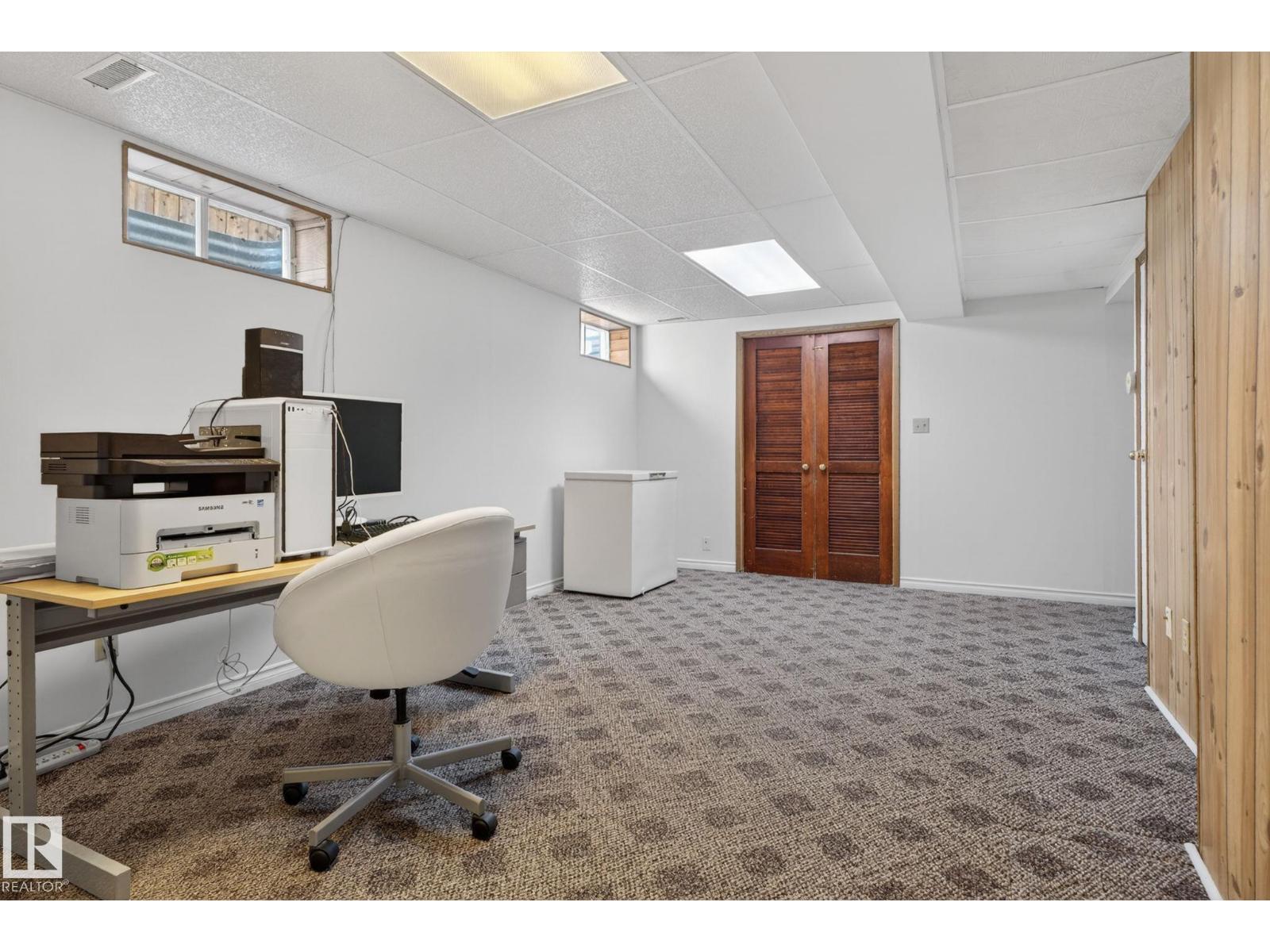 8403 190 ST NW - 57