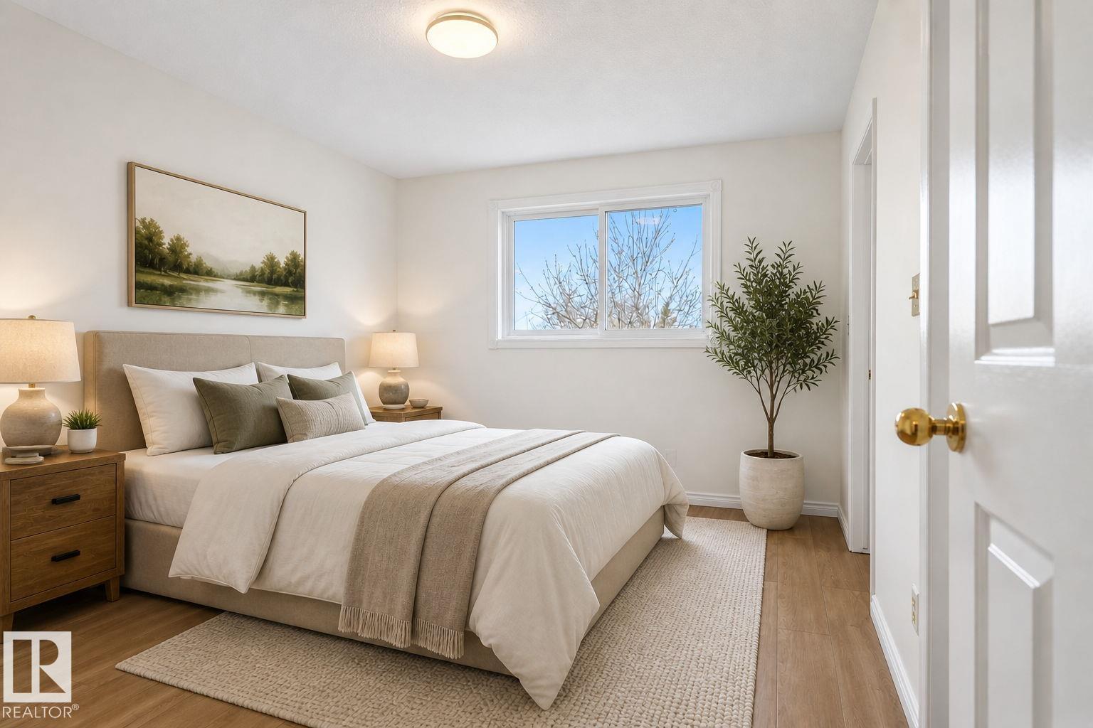 8403 190 ST NW - 8
