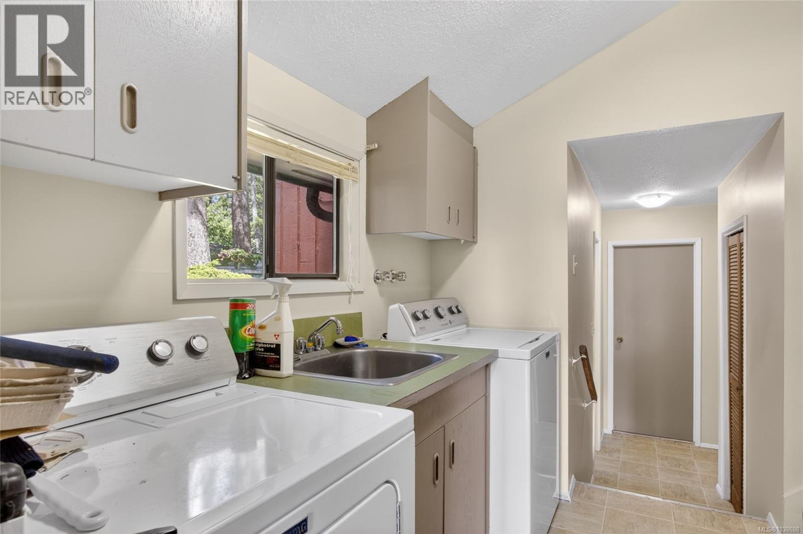 2393 Cooper Pl - 23