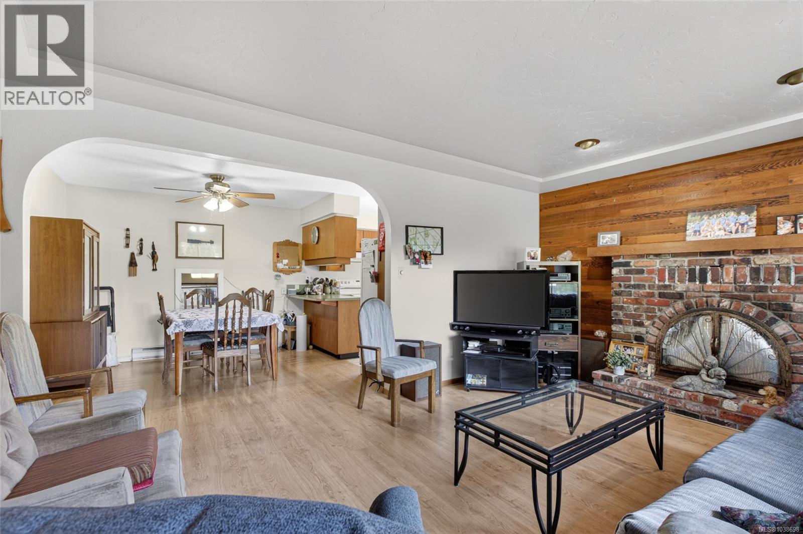 2393 Cooper Pl - 4