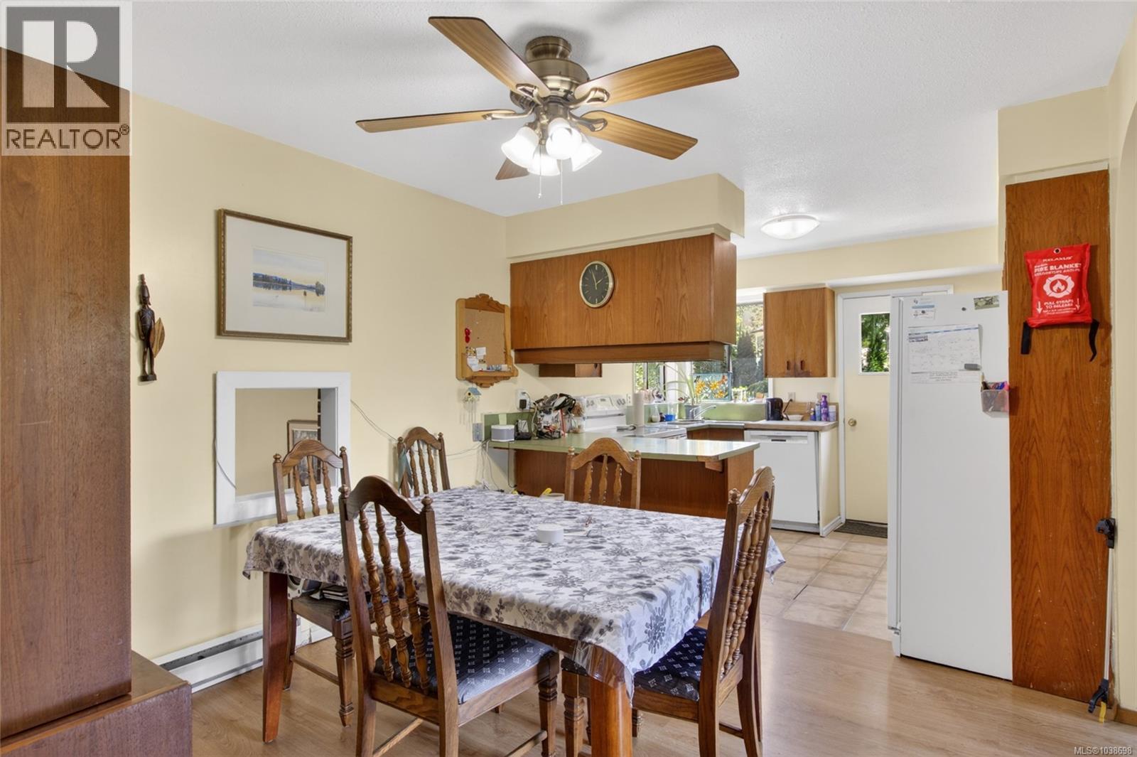 2393 Cooper Pl - 9