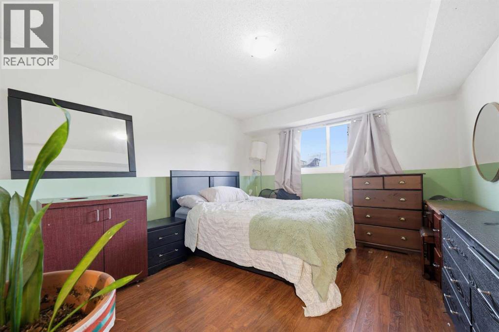 #A 1407 44 Street SE - 13