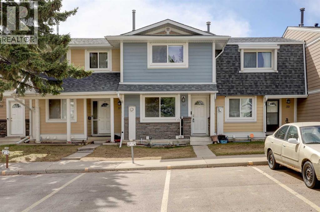 319 Georgian Villas NE - Image 2
