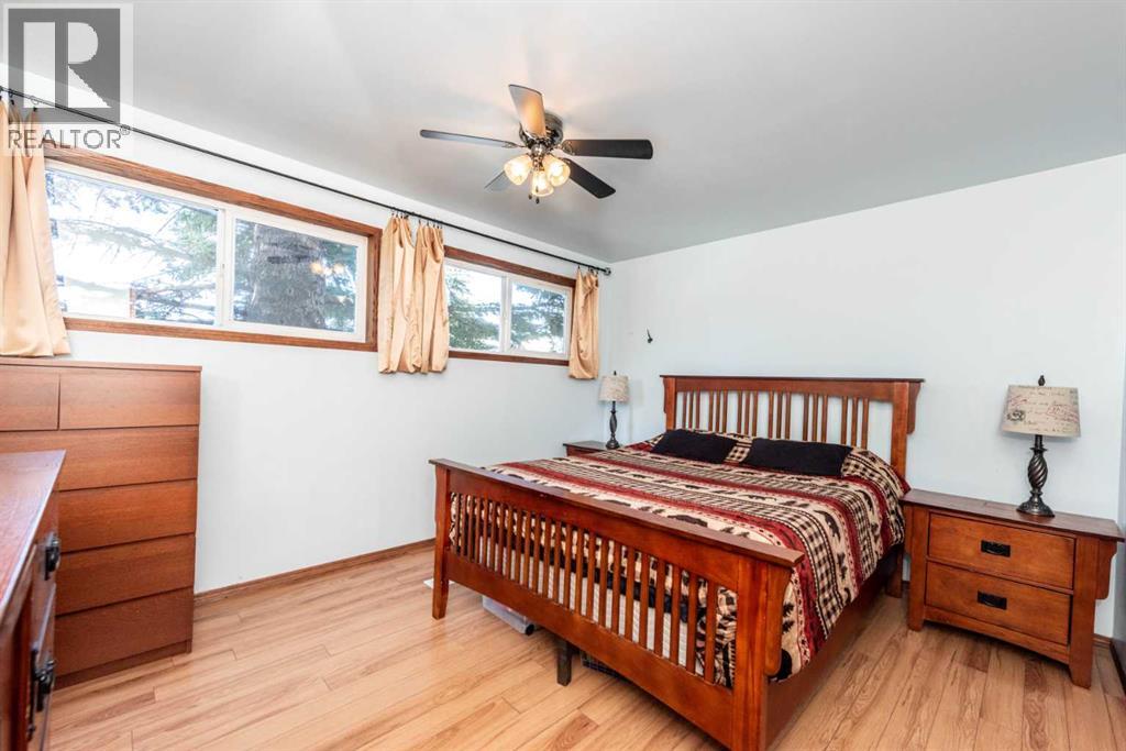 16 Rundleson Way NE - 17