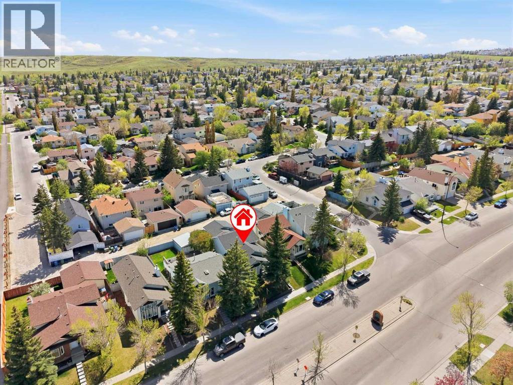 672 Macewan Drive NW - 35