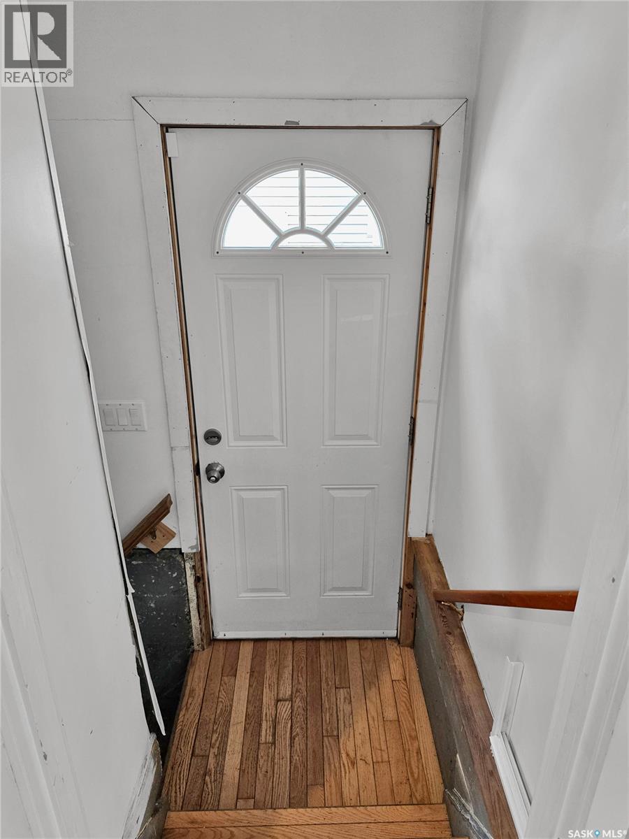 220 N AVENUE S - 11