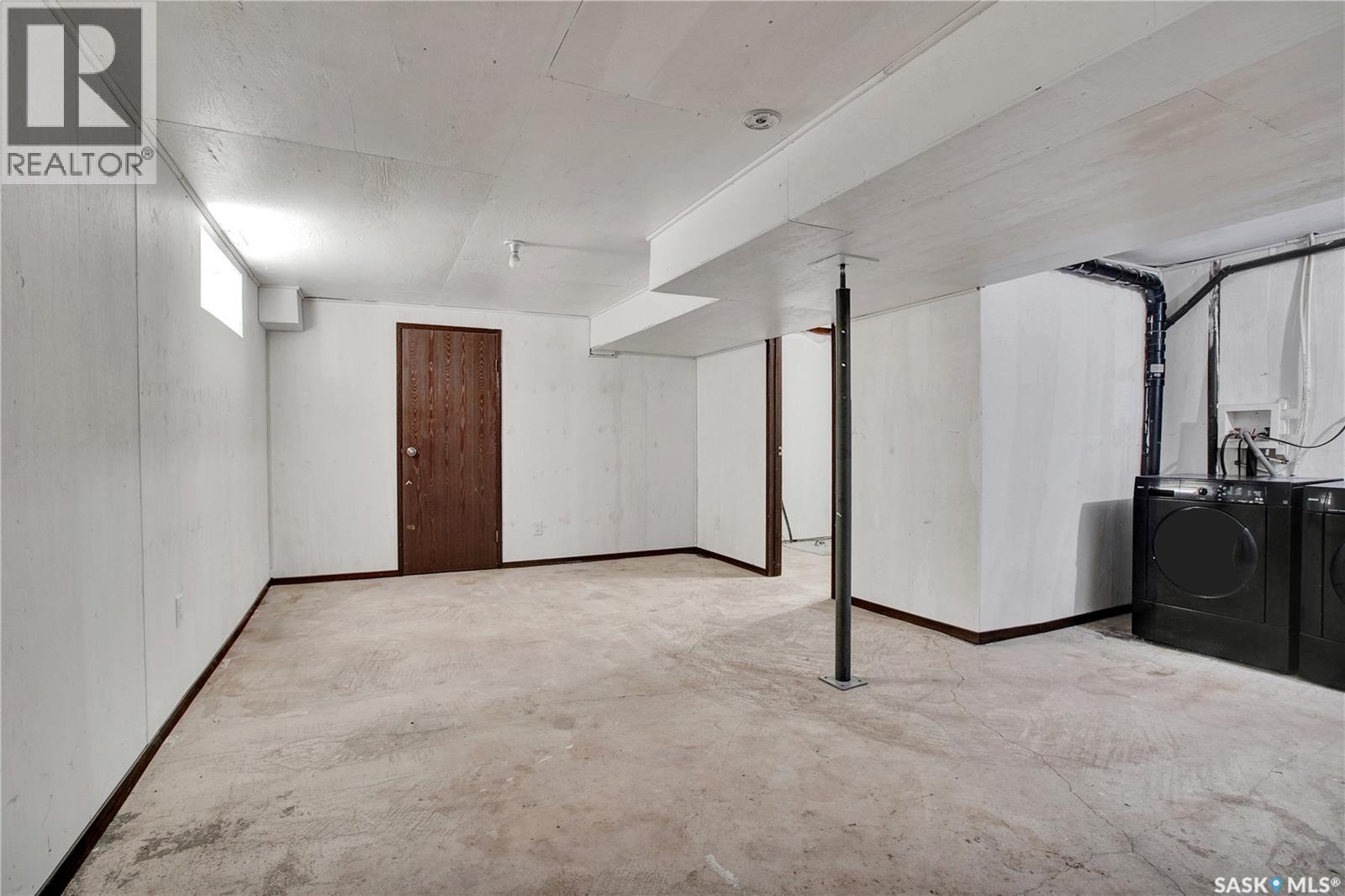 220 N AVENUE S - 13
