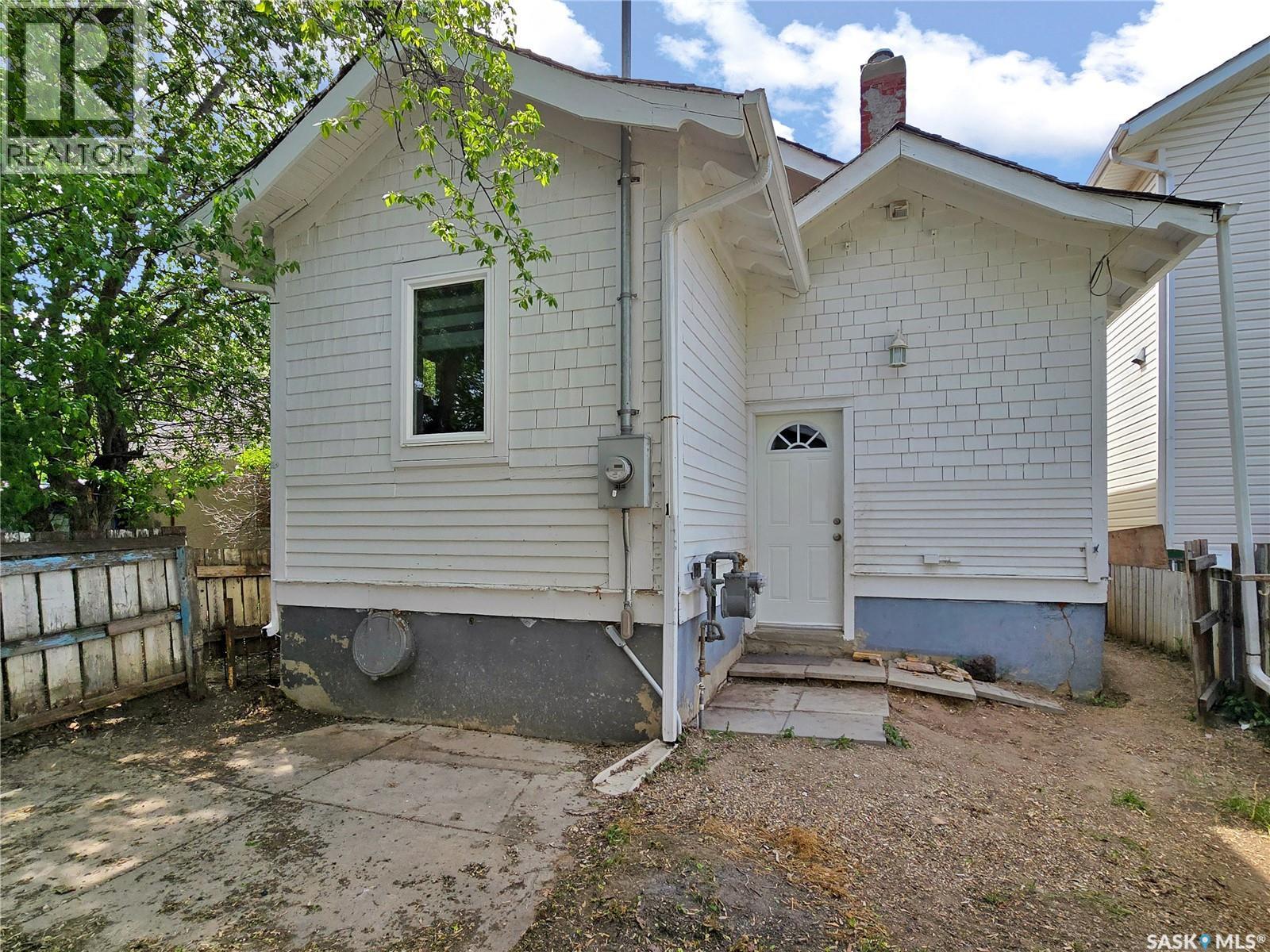 220 N AVENUE S - 17