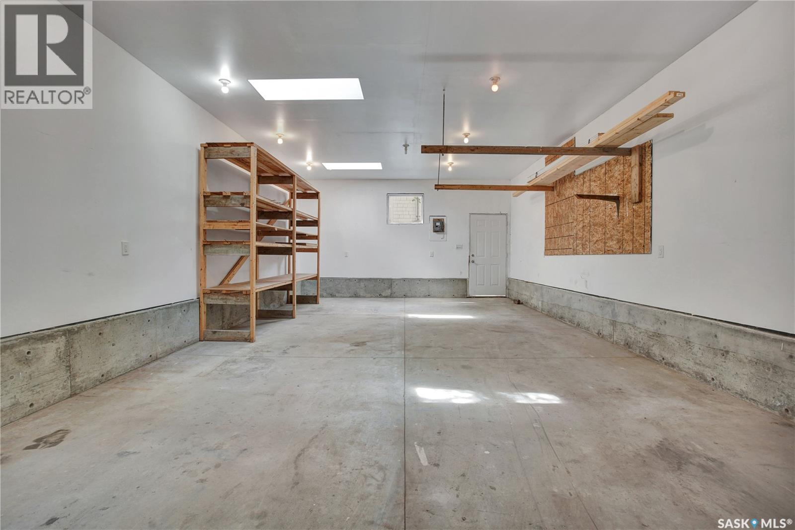 220 N AVENUE S - 20
