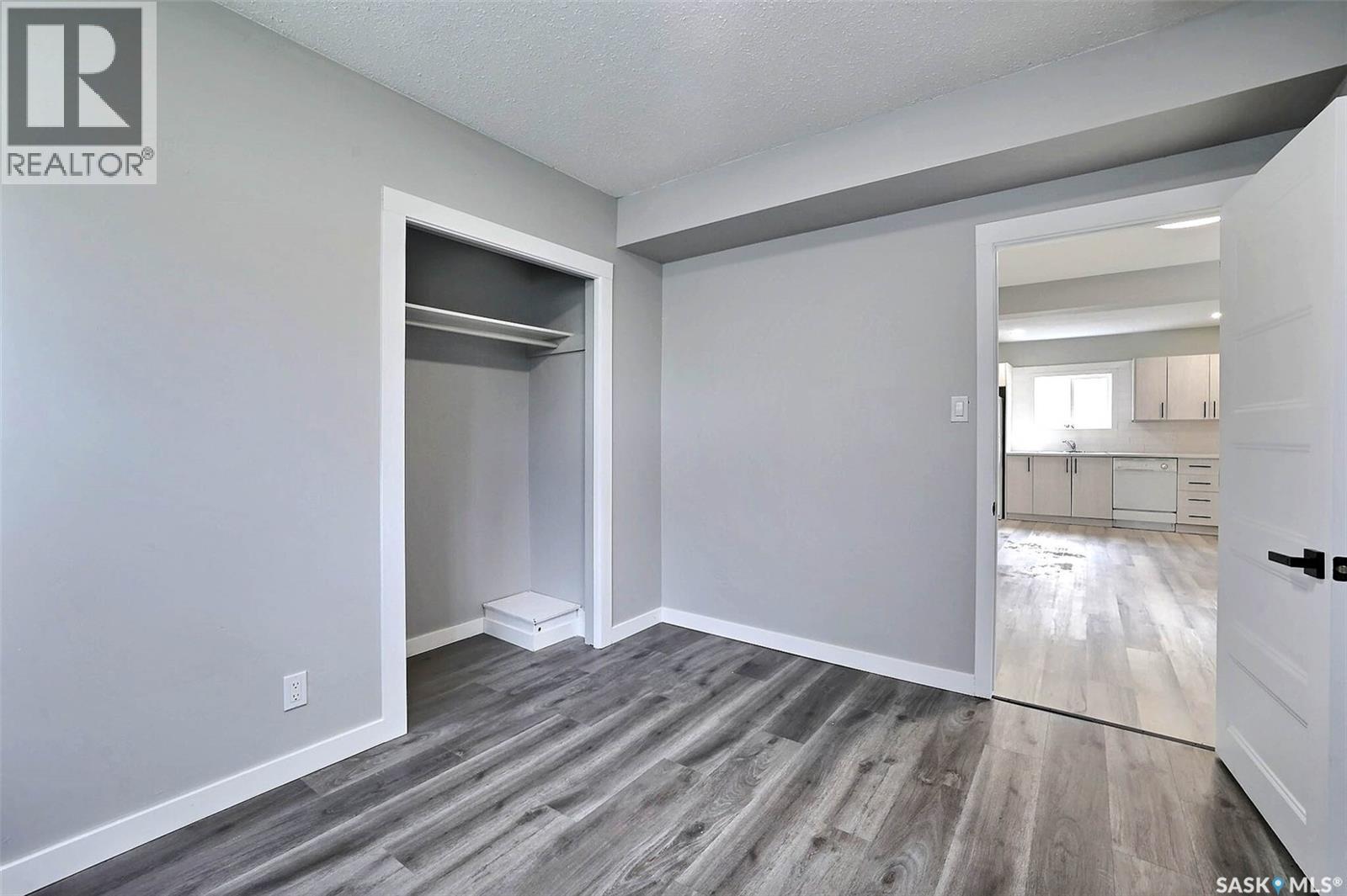 #650 Robinson STREET - 16