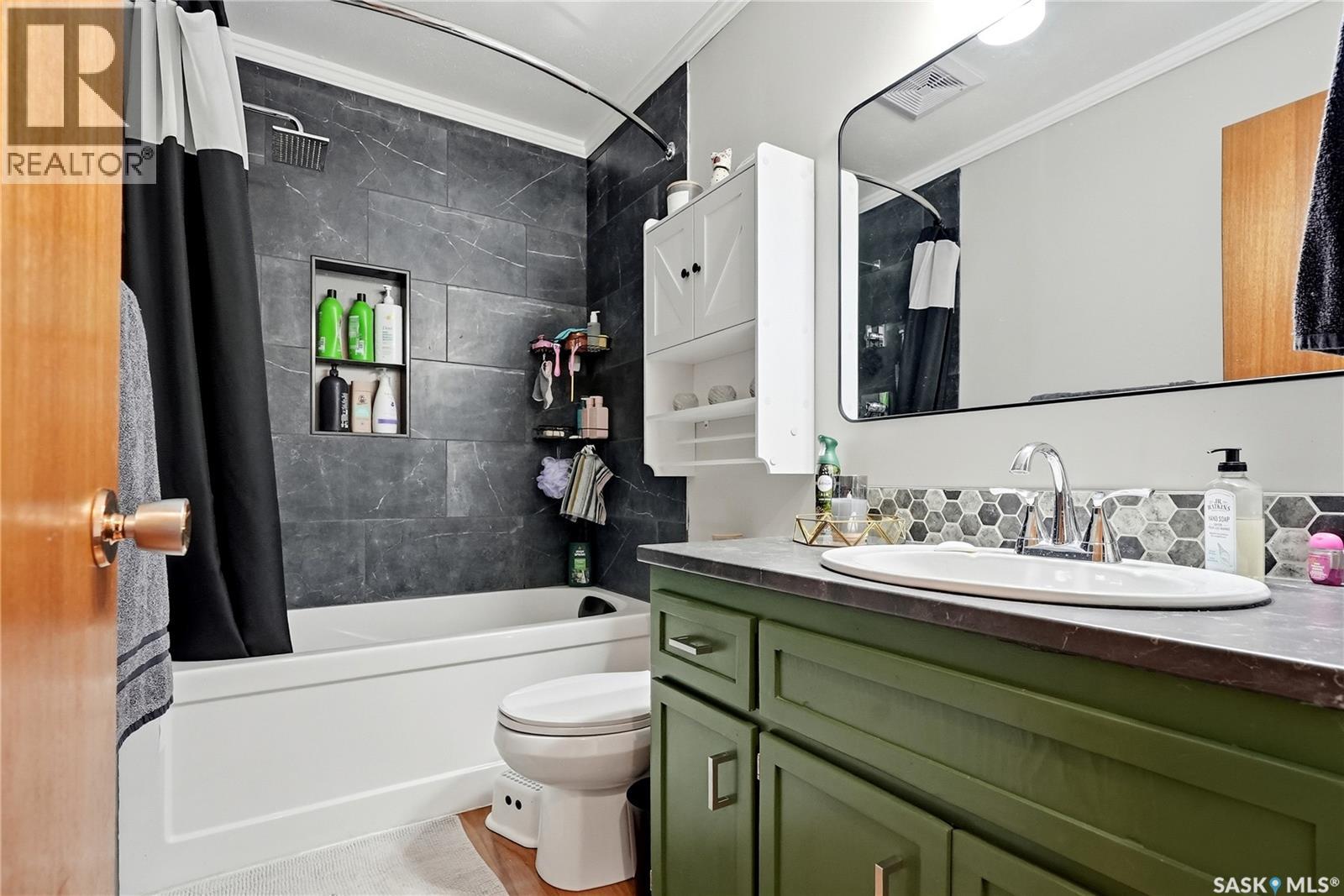 742 McCormack ROAD - 23