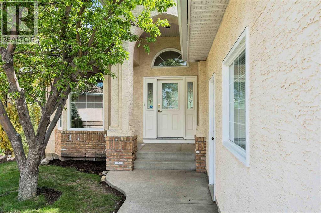 147 Hamptons Heath NW - Image 3
