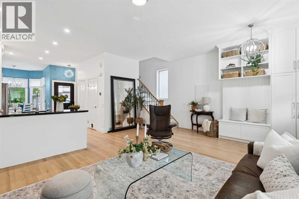 329 10A Street NW - 16