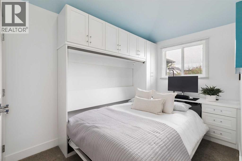 329 10A Street NW - 27