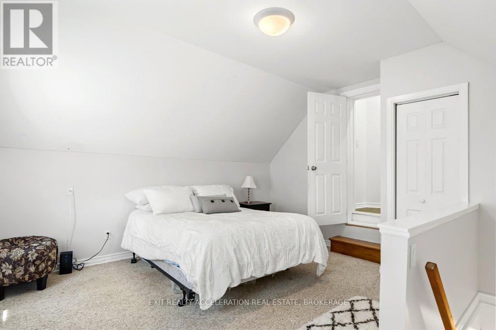 120 ADELPHI STREET - 32