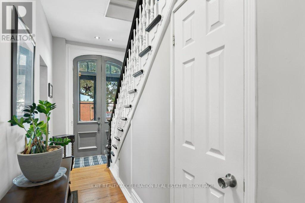 120 ADELPHI STREET - 6