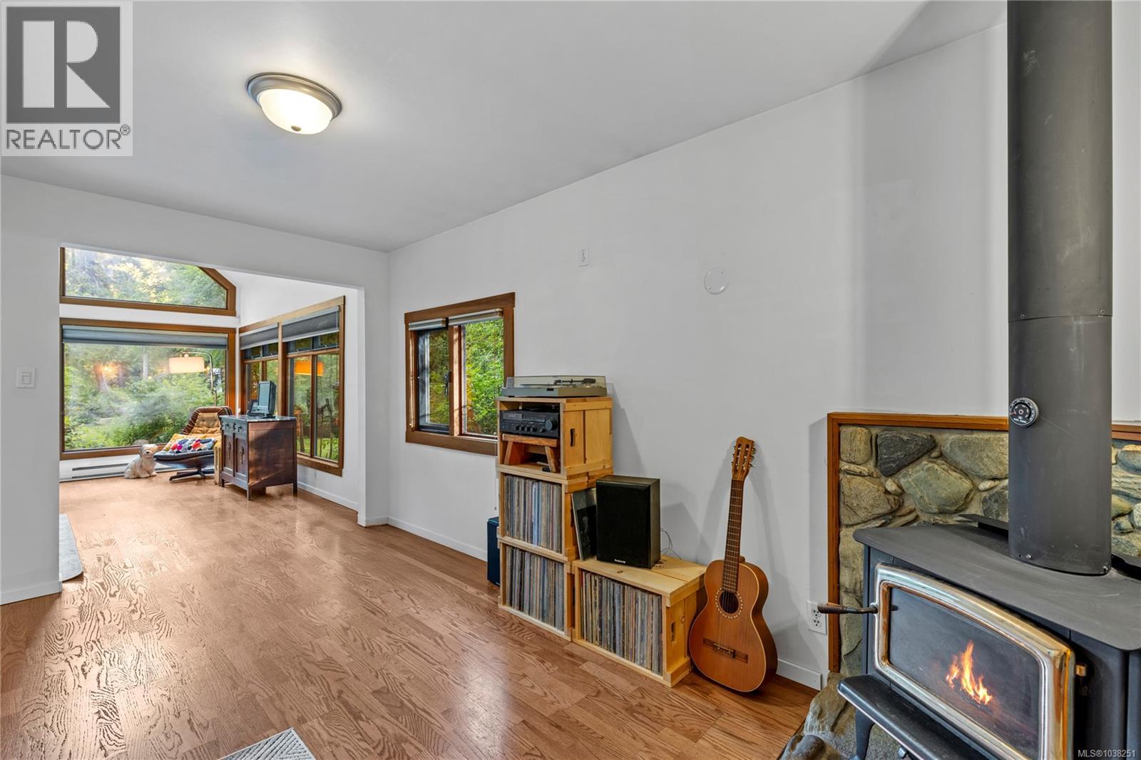 1352 Englishman River Rd - 22
