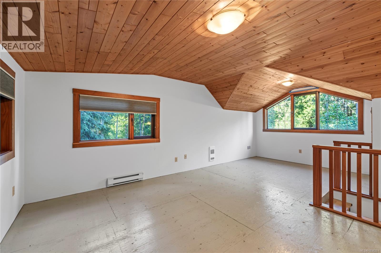1352 Englishman River Rd - 30