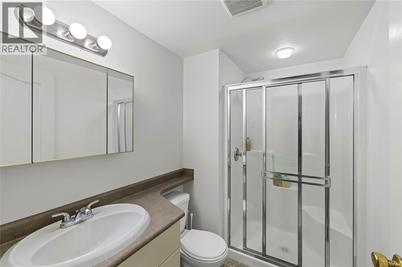 1352 Englishman River Rd - 44