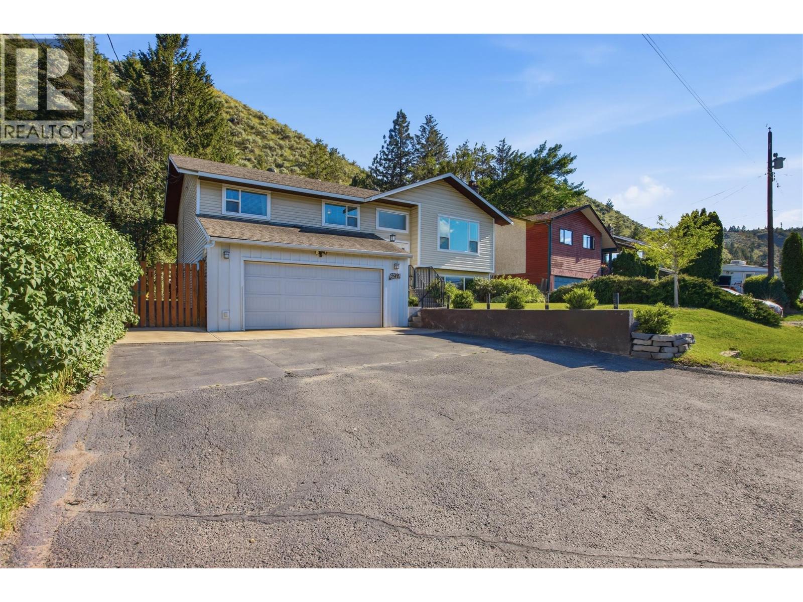 6273 DALLAS Drive - Image 3