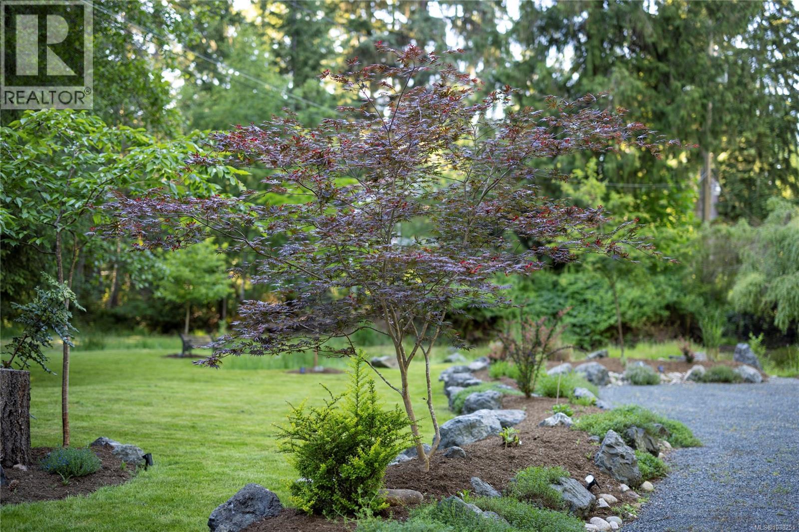1352 Englishman River Rd - 89