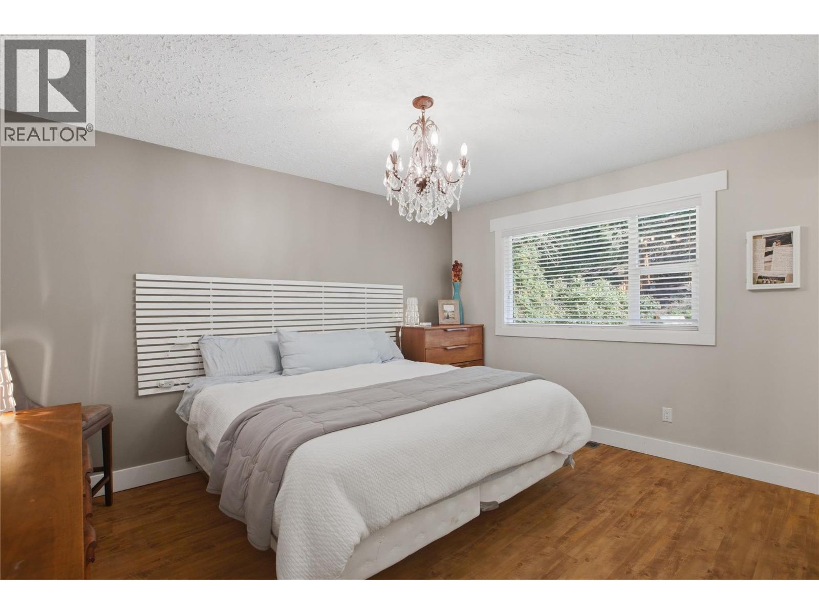 6273 DALLAS Drive - 25