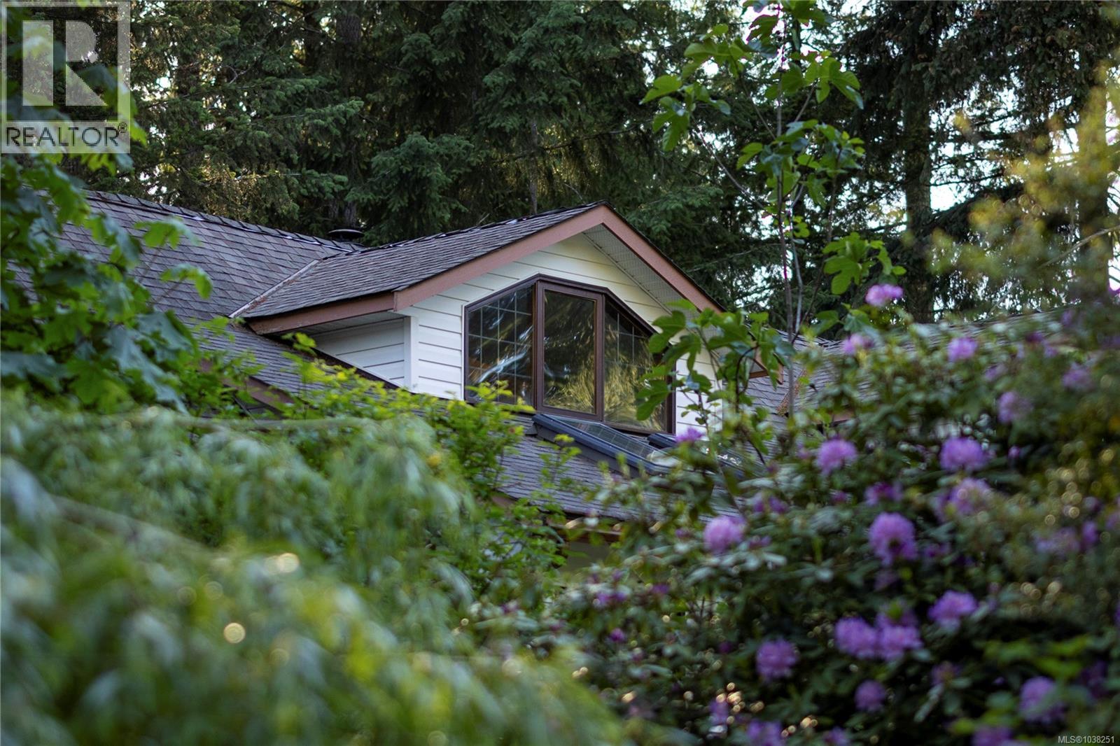 1352 Englishman River Rd - 93
