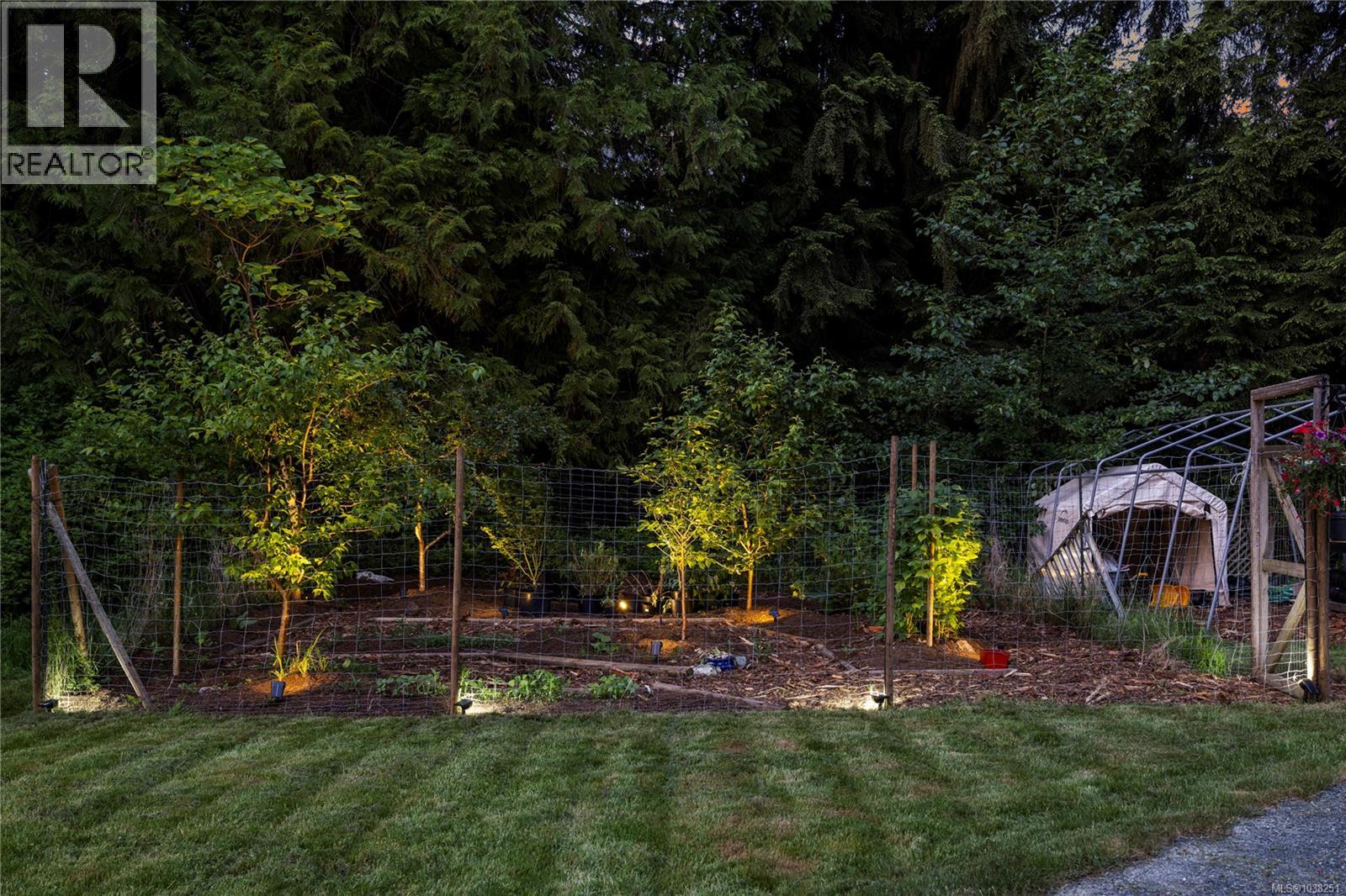 1352 Englishman River Rd - 82