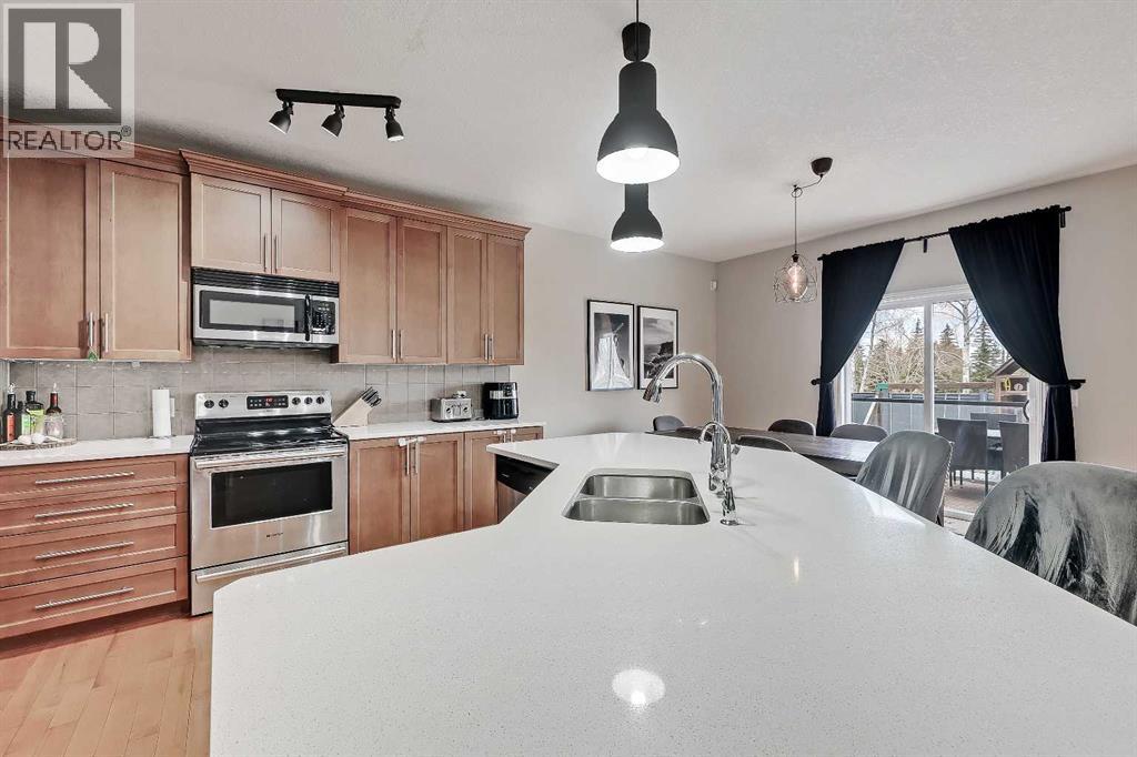 196 Hawkmere Way - 6