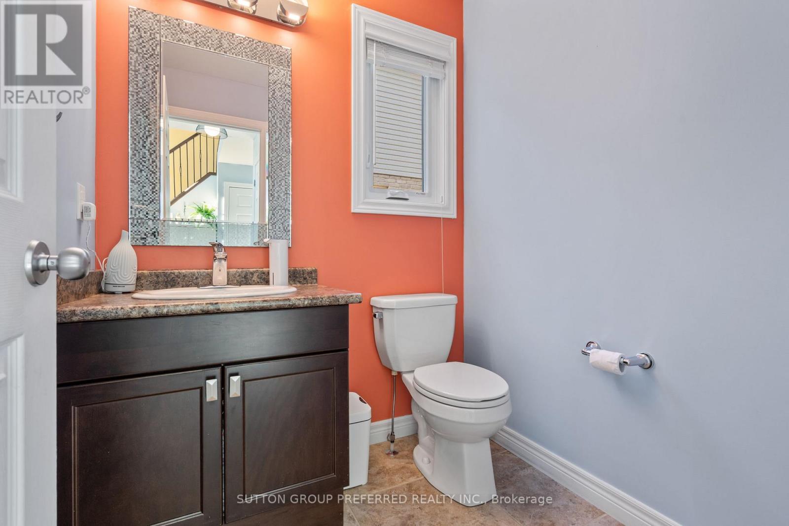 1076 SILVERFOX DRIVE - 20