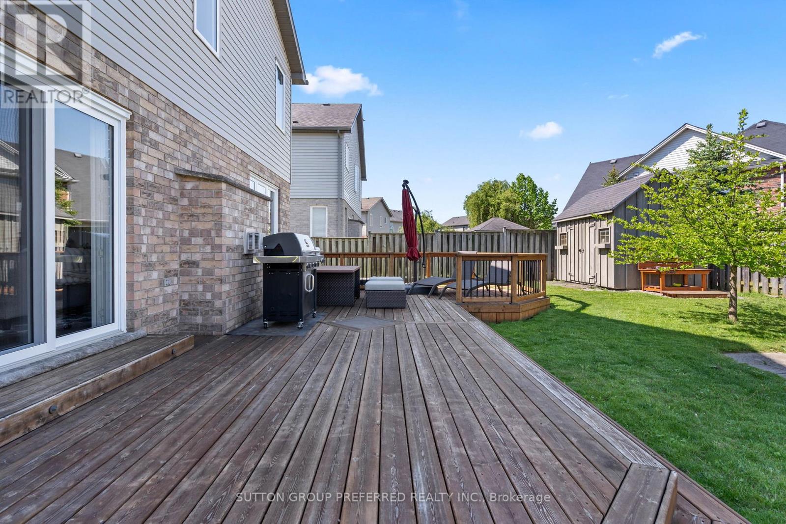 1076 SILVERFOX DRIVE - 42