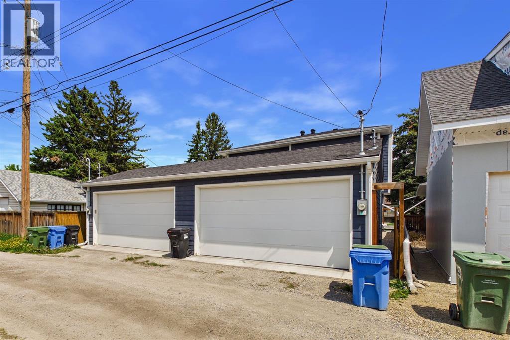 1013 Regal Crescent NE - 45